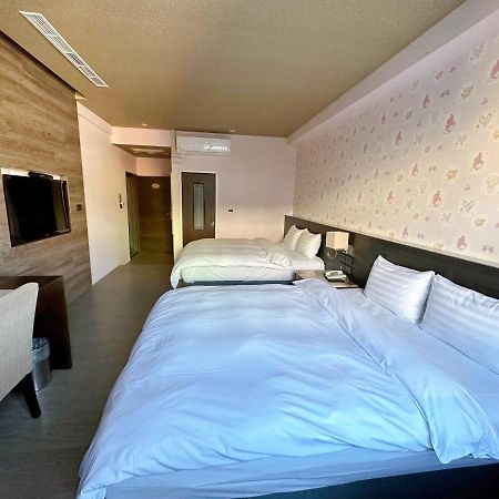 Dlinn Hotel Taichung Eksteriør billede
