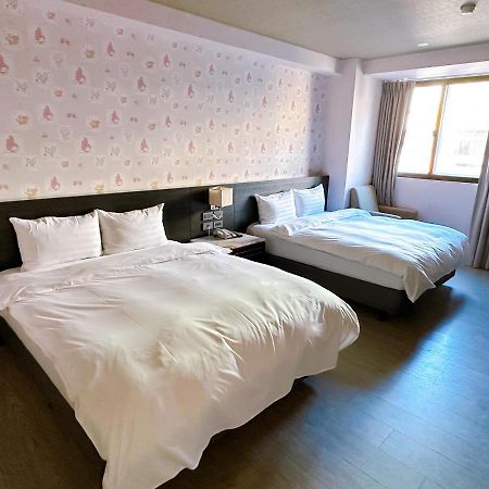 Dlinn Hotel Taichung Eksteriør billede