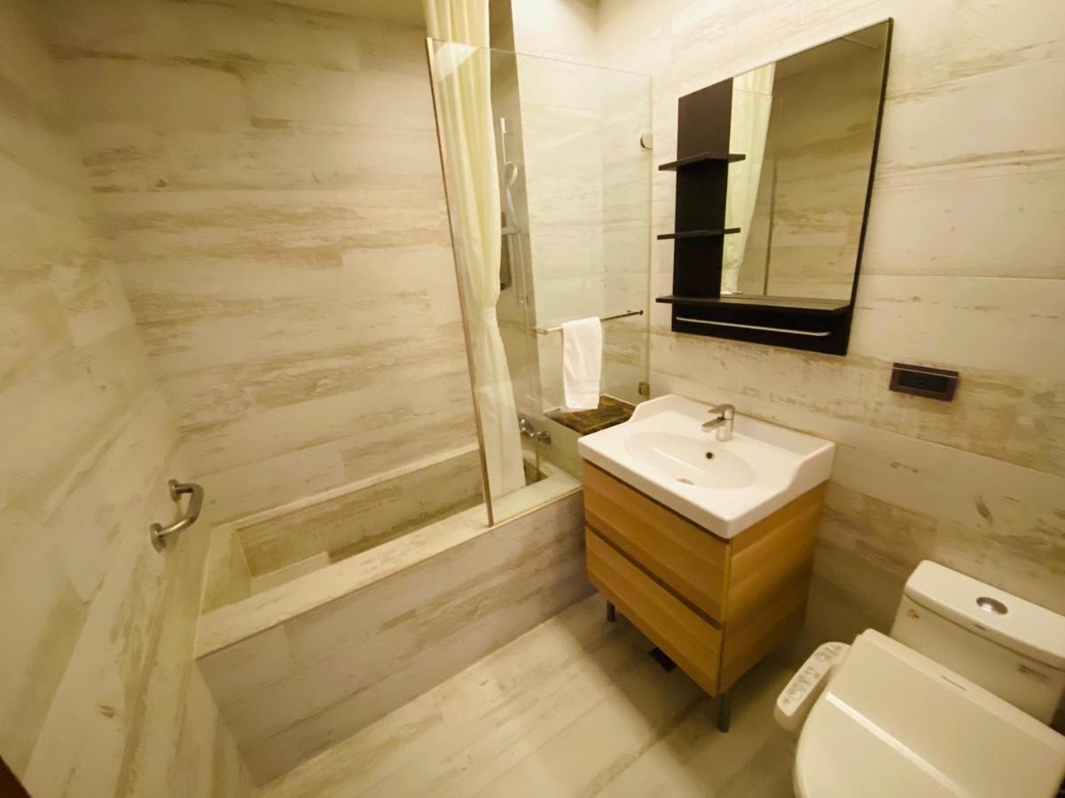 Dlinn Hotel Taichung Eksteriør billede