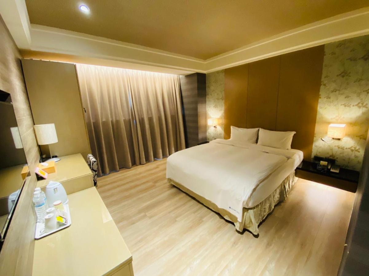 Dlinn Hotel Taichung Eksteriør billede