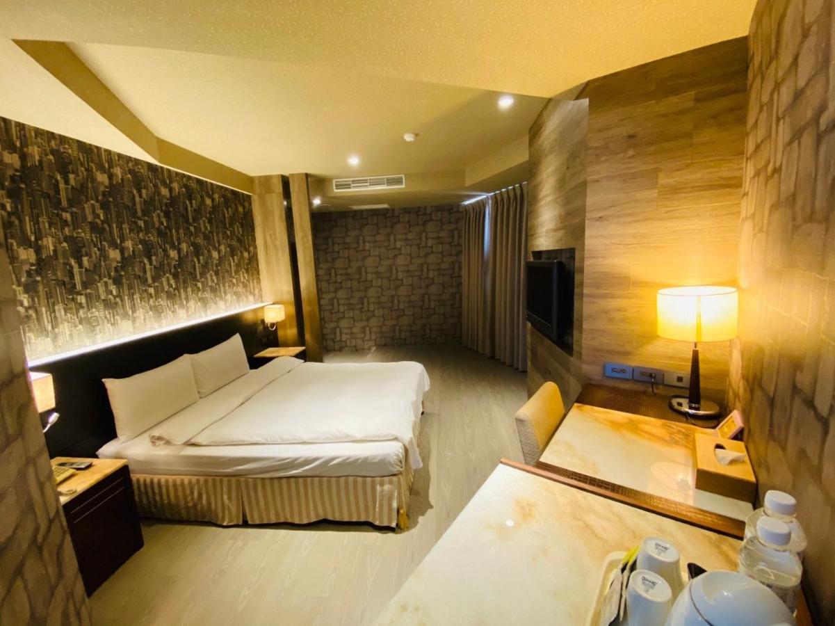 Dlinn Hotel Taichung Eksteriør billede