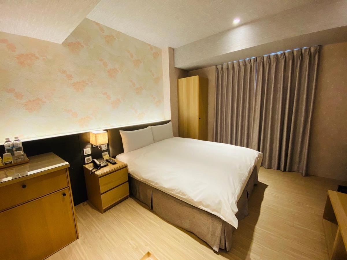 Dlinn Hotel Taichung Eksteriør billede