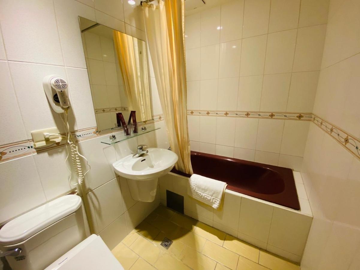 Dlinn Hotel Taichung Eksteriør billede