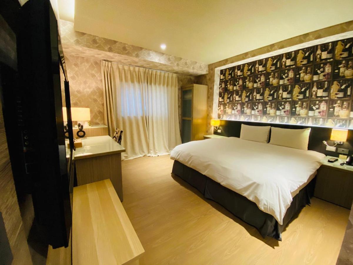 Dlinn Hotel Taichung Eksteriør billede