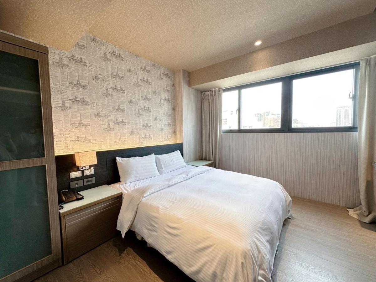 Dlinn Hotel Taichung Eksteriør billede