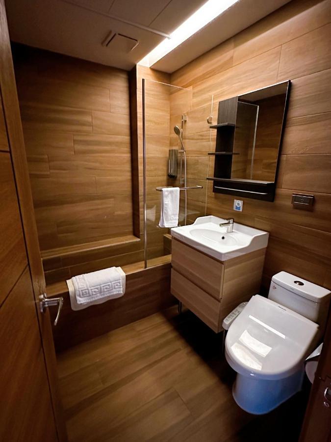Dlinn Hotel Taichung Eksteriør billede
