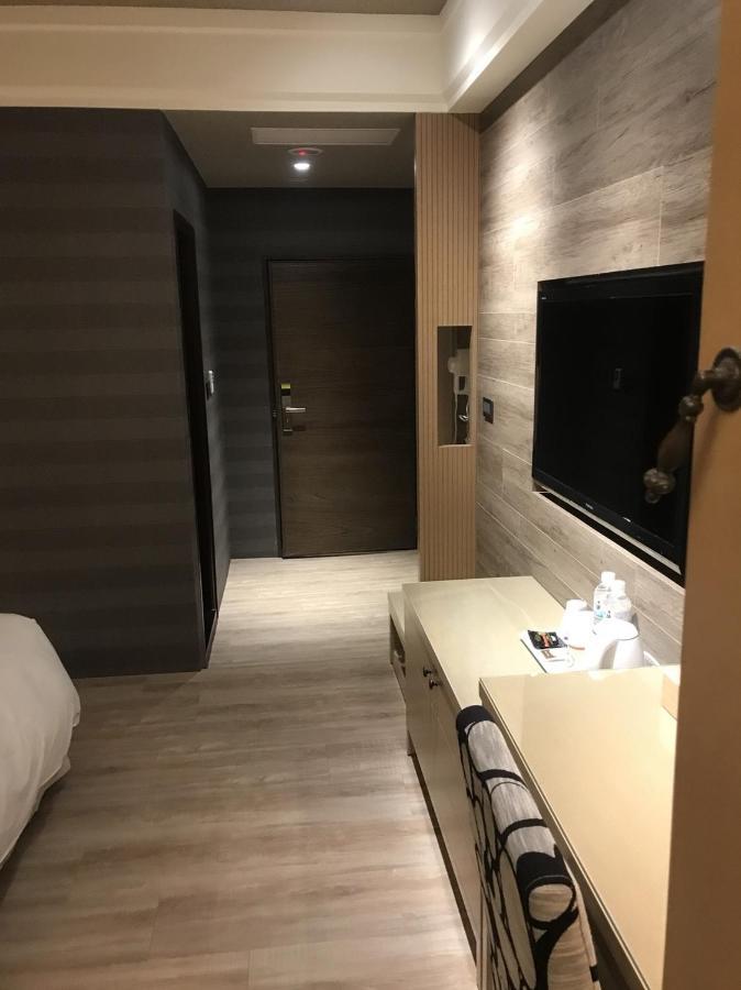 Dlinn Hotel Taichung Eksteriør billede